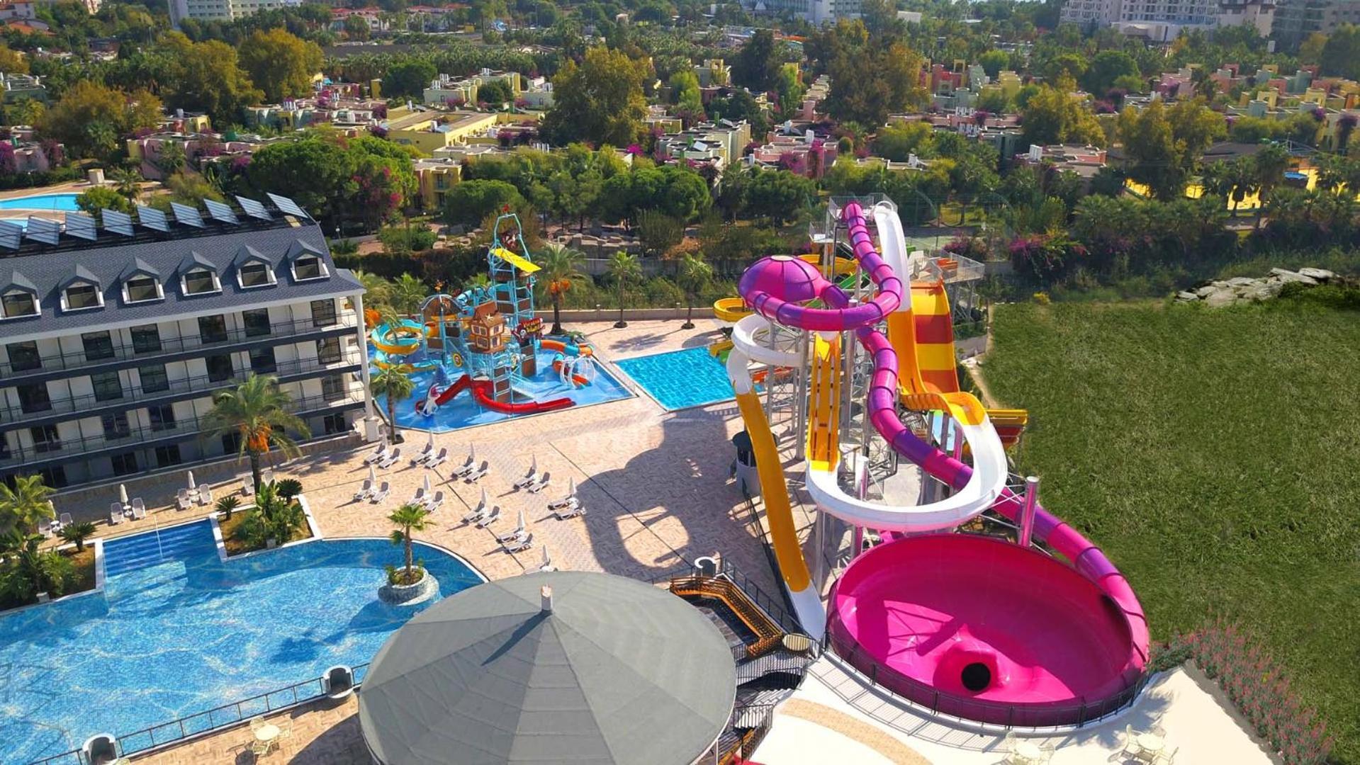 Dream World Palace Colakli Exterior foto