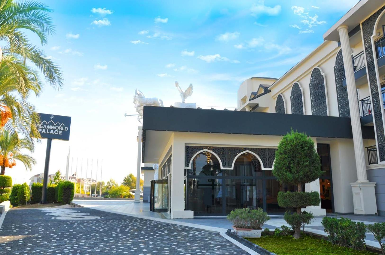Dream World Palace Colakli Exterior foto