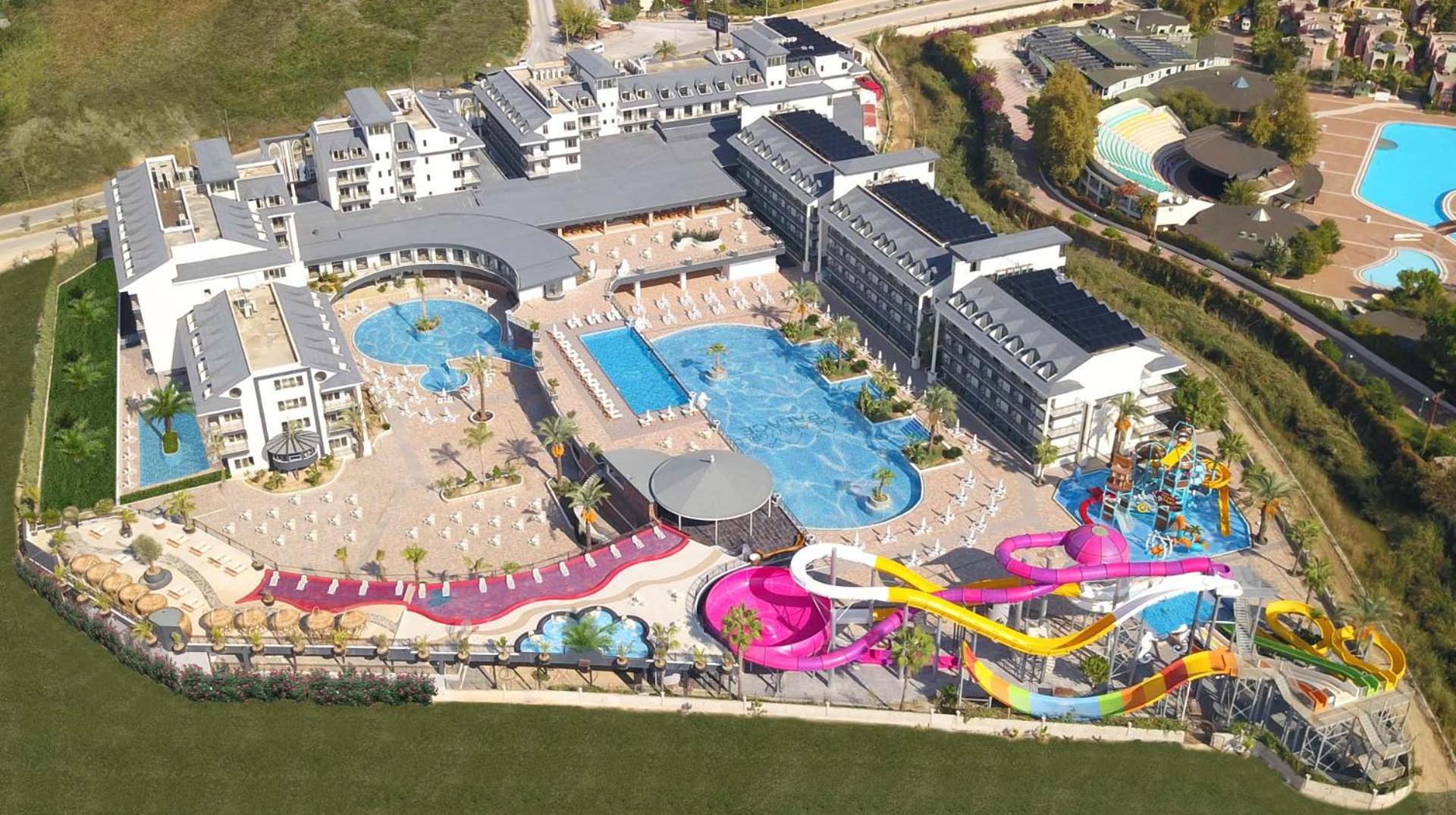 Dream World Palace Colakli Exterior foto