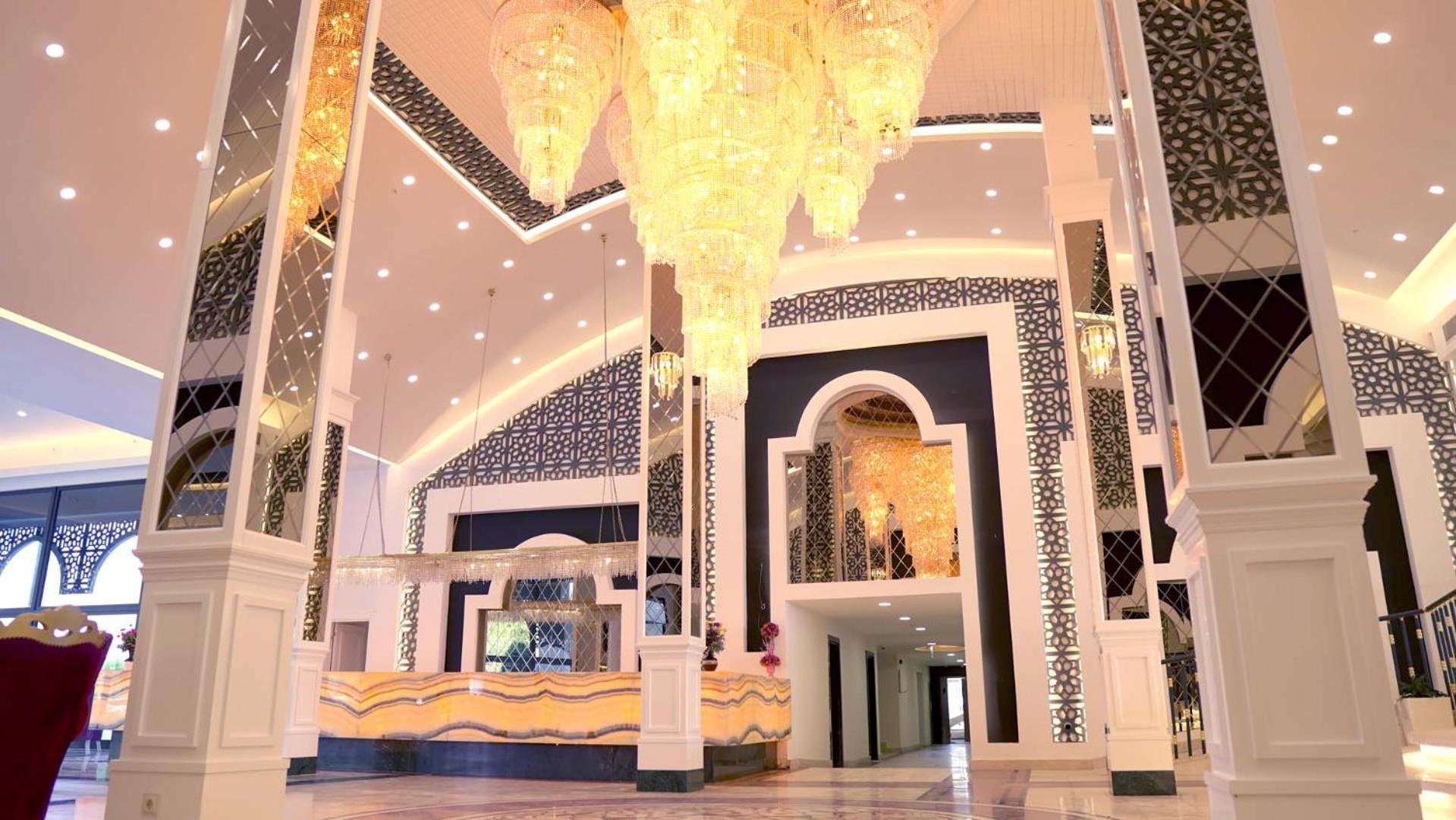 Dream World Palace Colakli Exterior foto